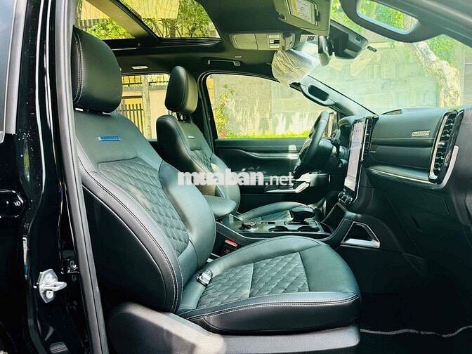 ✅Ford Everest 2025 Platinum 2.0L 4x4 AT - 1500 km
