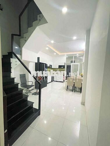 NHÀ 4 TẦNG - HẺM 283 CÁCH MẠNG THÁNG 8 - QUẬN 10