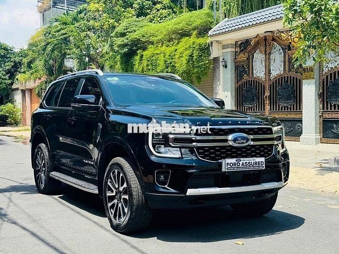 ✅Ford Everest 2025 Platinum 2.0L 4x4 AT - 1500 km