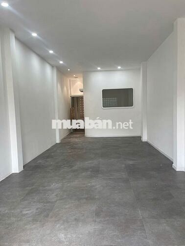 Cho thuê nhà MT dt 4,2x18m, Lê Thánh Tôn, Bến Nghé, Q1, 153 triệu
