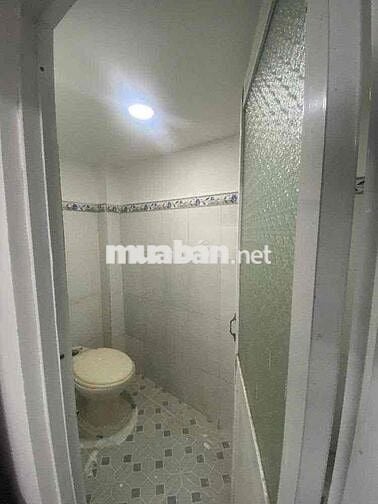 CHO THUÊ PHÒNG CÓ GÁC SẴN MÁY LẠNH,TỦ ĐỒ SIÊU RẺ NGAY VƯỜN LÀI