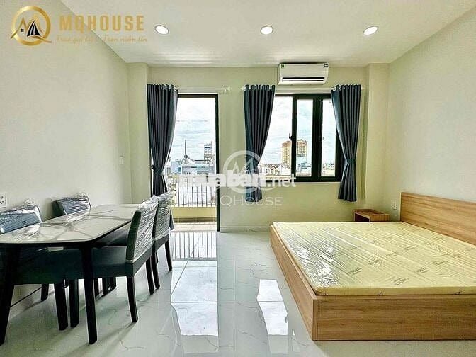 Studio ban công ngay Lê Đức Thọ giá rẻ chỉ 4.000.000