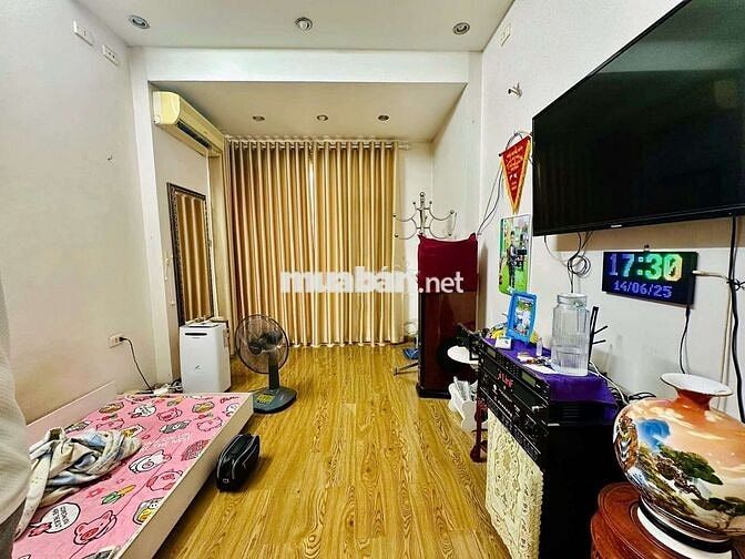 Silicon Hai Bà Trưng,phố đồ công nghệ Lê Thanh Nghị.
