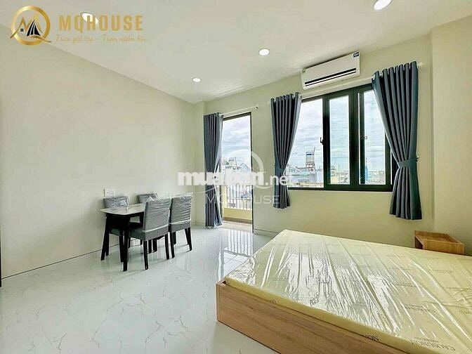 Studio ban công ngay Lê Đức Thọ giá rẻ chỉ 4.000.000
