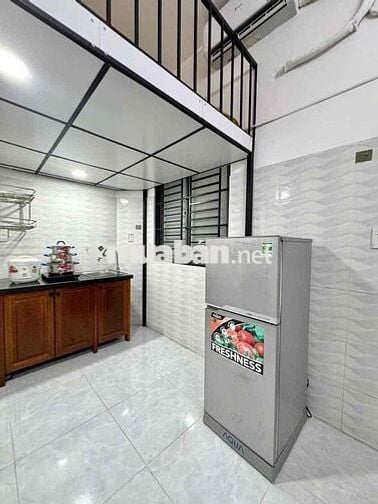Phòng Gác Lửng Full Tiện Nghi Ngay Phan Xích Long PN
