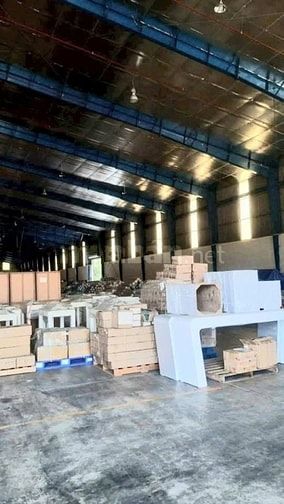 Cho thuê kho xưởng 2.061m2 có điện mặt trời tại KCN Bến Lức, Long An
