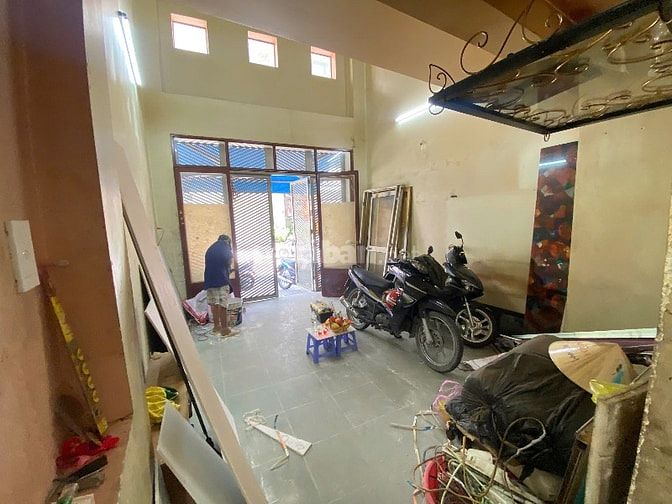MẶT TIỀN ĐƯỜNG HOA HỒNG- PHAN XÍCH LONG 23TRIỆU/THÁNG