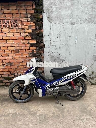 Cần bán xe Sirius RC máy móc zin êm,giấy tờ dd