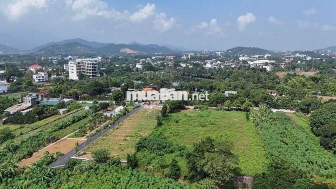 Bán Lô đất TĐC Vai Réo Hòa Lạc hơn 100m2 cạnh khu CNC, 40tr/1m2