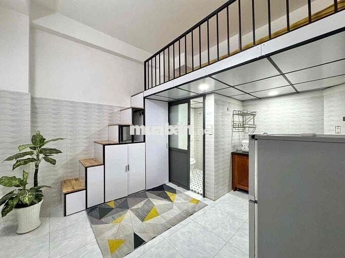 Phòng Gác Lửng Full Tiện Nghi Ngay Phan Xích Long PN