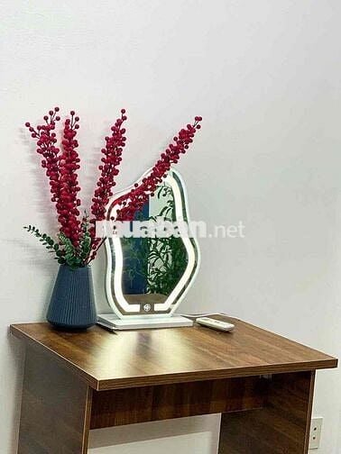CHO THUÊ CH 1 PHÒNG NGỦ BALCON TÁCH BẾP SIÊU THOÁNG NGAY TRUNG TÂM PN