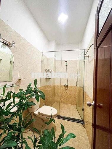 CHO THUÊ CH 1 PHÒNG NGỦ BALCON TÁCH BẾP SIÊU THOÁNG NGAY TRUNG TÂM PN