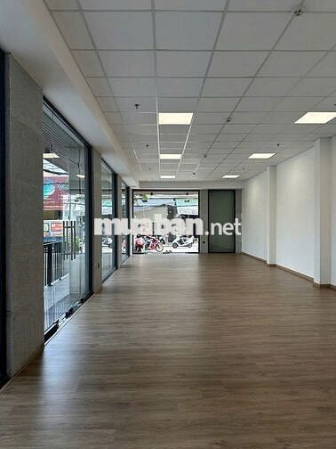 Cần cho thuê nhà căn góc 2MT  Đường Huỳnh Văn Bánh P.13 Q.Phú Nhuận