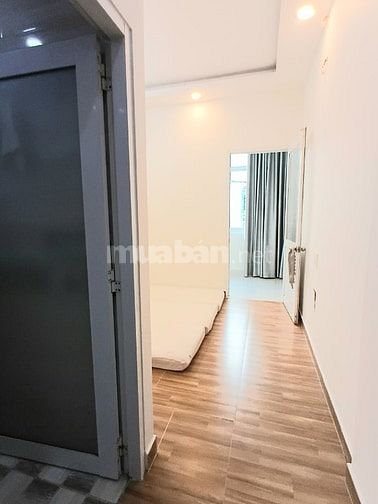 Cho thuê nhà tiện KD, để ở và mở VP Công ty cách Q1 vài bước chân