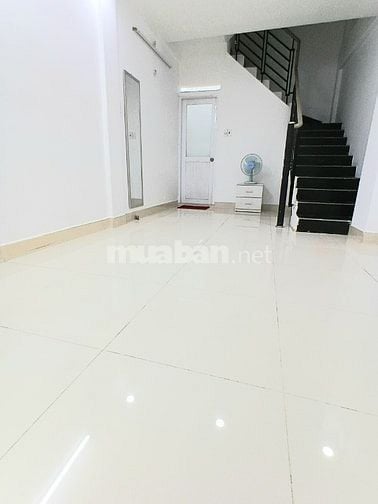 Cho thuê nhà tiện KD, để ở và mở VP Công ty cách Q1 vài bước chân
