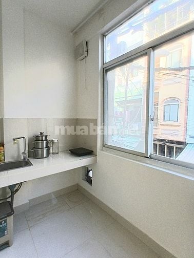 Cho thuê nhà tiện KD, để ở và mở VP Công ty cách Q1 vài bước chân