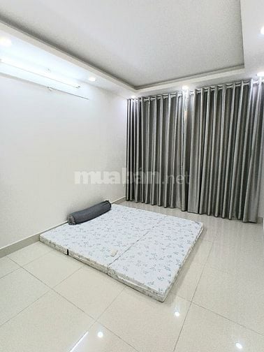Cho thuê nhà tiện KD, để ở và mở VP Công ty cách Q1 vài bước chân