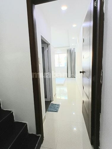 Cho thuê nhà tiện KD, để ở và mở VP Công ty cách Q1 vài bước chân