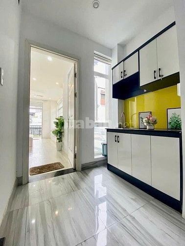 Phòng Ban Công Tách Bếp Full Nội Thất