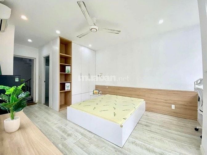 Phòng Ban Công Tách Bếp Full Nội Thất