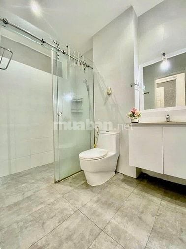 Phòng Ban Công Tách Bếp Full Nội Thất