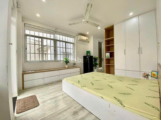 Phòng Ban Công Tách Bếp Full Nội Thất