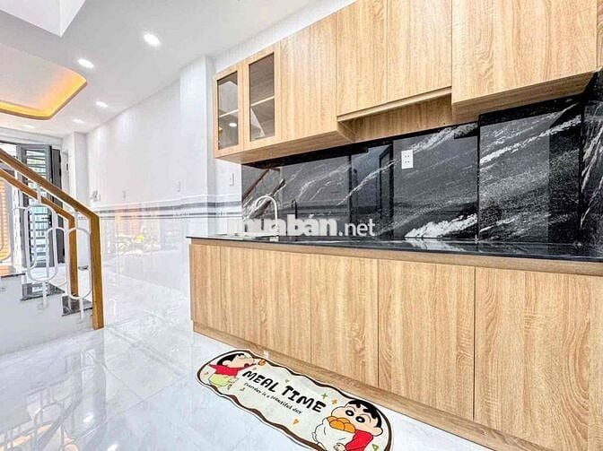 nhà sổ hồng giá 3 tỷ 180 tr tl