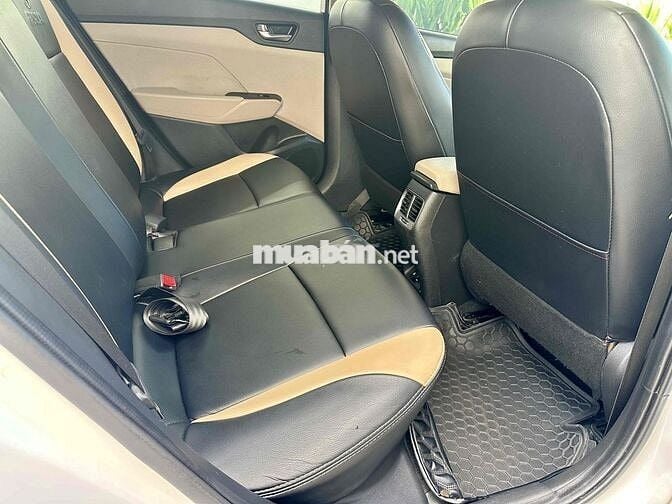 Hyundai Accent 2024 1.4 AT - 54000 km