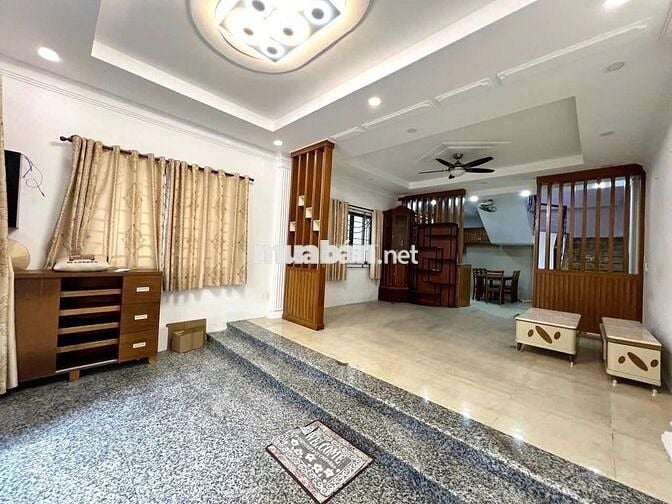 GIA ĐÌNH CHO THUÊ NHÀ VÕ VĂN TẦN, QUẬN 3 - GIÁ TỐT - BÀN GIAO NGAY