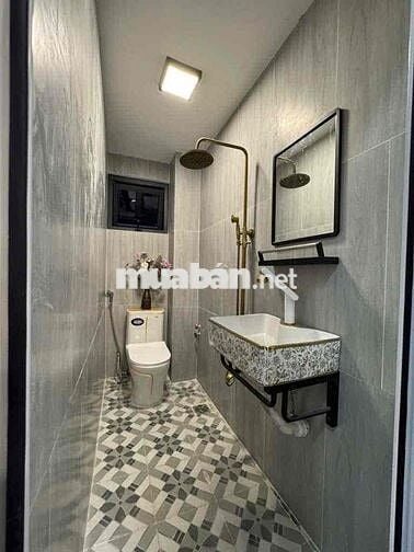 Nhà Văn Thân, Quận 6, 24m2, 4x6m, 3 tầng, 4 PN, giá chỉ hơn 3 tỷ