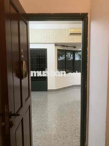 Cho thuê nhà mặt tiền Nguyễn Cảnh Chân , p Cầu Kho , Q1