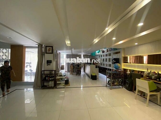 🏡 CHO THUÊ BIỆT THỰ MT NGUYỄN MINH HOÀNG_10X20M, TRỆT 3 LẦU, GARA Ô TÔ