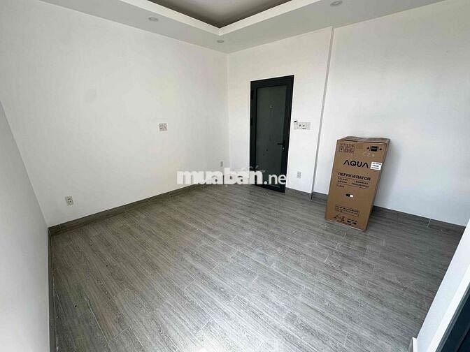* Long Phòng Thật * Studio cửa sổ thoáng hạt dẻ cho sinh viên