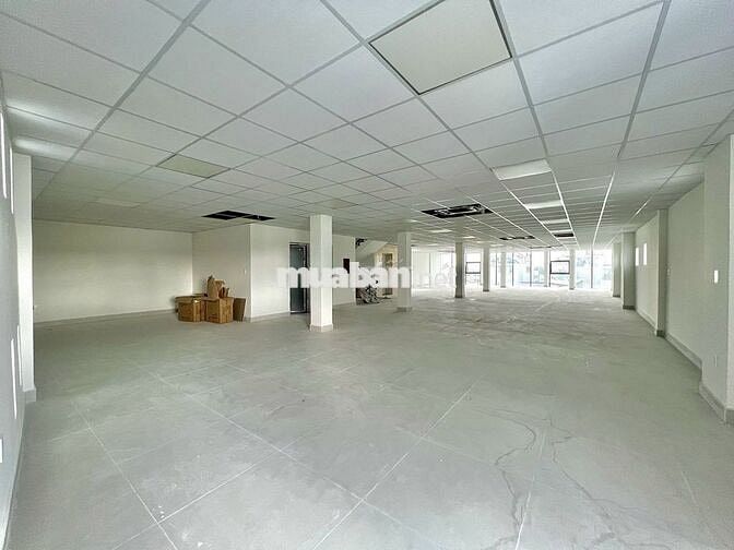 NGUYÊN CĂN ĐƯỜNG C1 PHƯỜNG 13 TÂN BÌNH DIỆN TÍCH 10X20M HẦM 5 LẦU