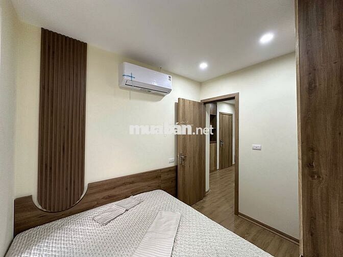 CHO THUÊ CĂN HỘ 2PN FULL NỘI THẤT BAN CÔNG NGAY TẠI LĂNG BÁC - BA ĐÌNH