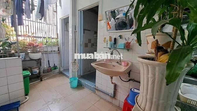 Căn hộ 150m2 dtsd chưa tới 4 đồng
