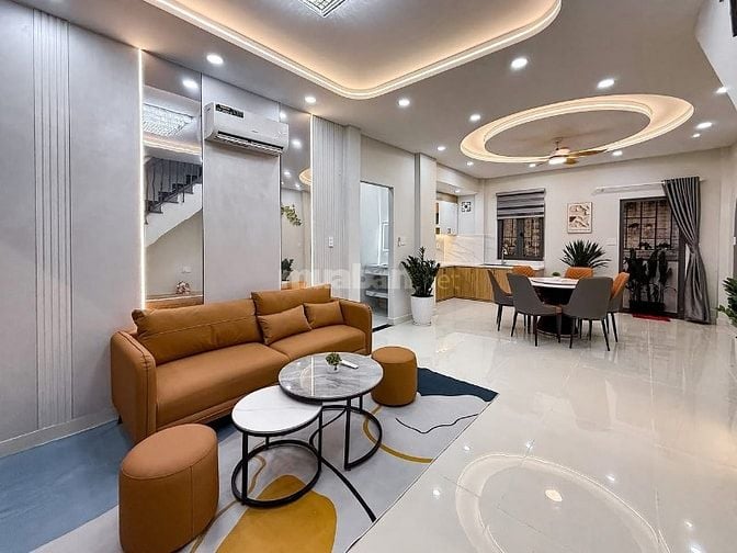 ⭐️Nhà 1 Lầu DT:6x9m tuyệt đẹp Cao cấp 2 mặt hẻm Vạn Kiếp, P3.
