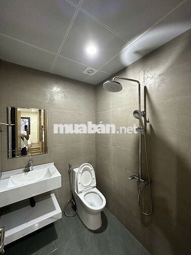 CHO THUÊ CĂN HỘ 1PN FULL NỘI THẤT BAN CÔNG NGAY TẠI LĂNG BÁC - BA ĐÌNH