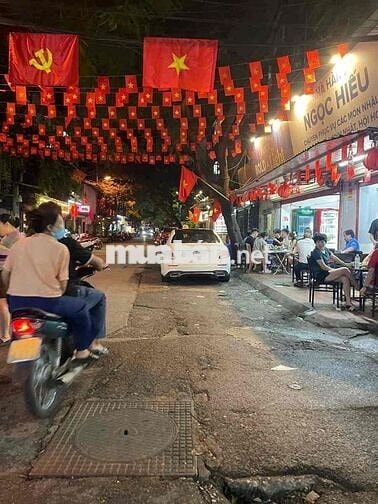 Cần bán gấp! Căn Tập thể T1 Phương Mai,oto tránh, KD, thoáng 80m2