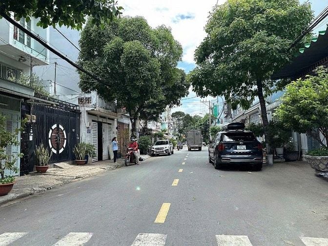 NGỘP BANK nhà hẻm 736 Lê Đức Thọ 88m2 ngang 4.1m 5lầu tặng NT 9.99 tỷ