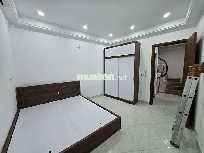 GIẢM BÁN NHÀ MỚI ĐẸP ĐỐNG ĐA, SÁT HỒ LINH QUANG, 8 PHÒNG NGÕ THÔNG 8TỶ