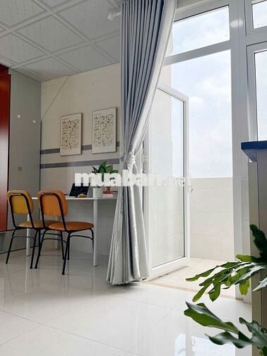 Phòng trọ 45m2 Gần Q1 Ban công - Giặt riêng, Full NT gần ĐH Văn Lang