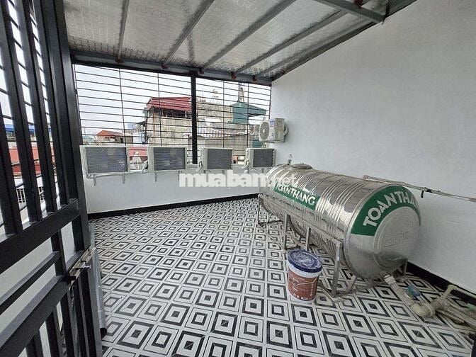 GIẢM BÁN NHÀ MỚI ĐẸP ĐỐNG ĐA, SÁT HỒ LINH QUANG, 8 PHÒNG NGÕ THÔNG 8TỶ
