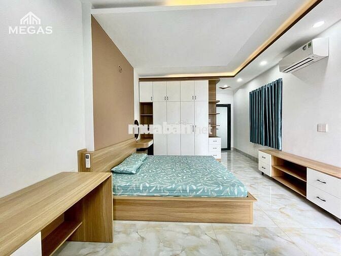 STUDIO - MỚI XÂY - FULL NỘI THẤT - BAN CÔNG NGAY CÔNG VIÊN LÀNG HOA