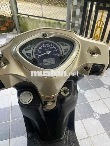 Acruzo  chính chủ máy siêu êm ngoại hình xe liền l
