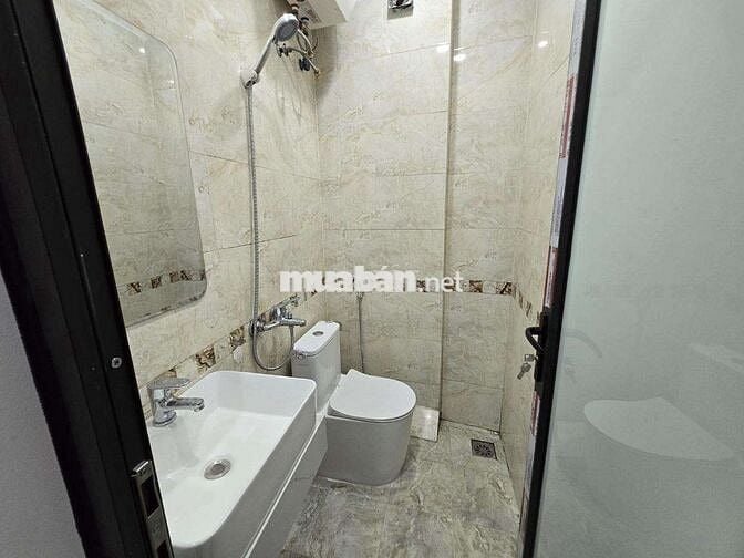 GIẢM BÁN NHÀ MỚI ĐẸP ĐỐNG ĐA, SÁT HỒ LINH QUANG, 8 PHÒNG NGÕ THÔNG 8TỶ