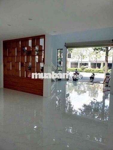 Cho thuê nhà mặt tiền kinh doanh, Thạnh Lộc Q12