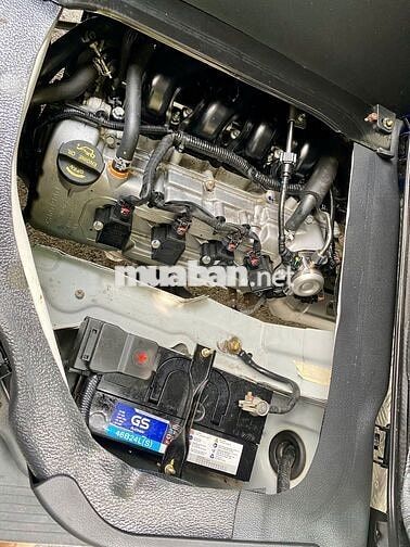 Xe tải van 945kg Tera V6 2S 2024 chạy lướt 650km