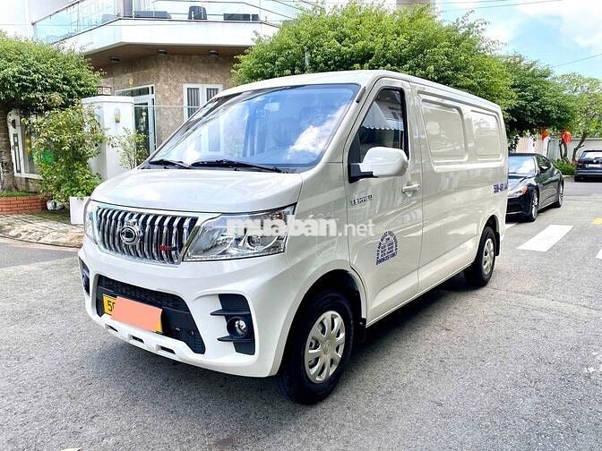 Xe tải van 945kg Tera V6 2S 2024 chạy lướt 650km