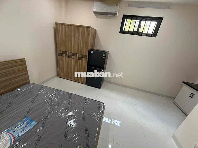 Cho thuê căn hộ Studio Cửa sổ Q4 gần ĐH Luật, ĐH Nguyễn Tất Thành